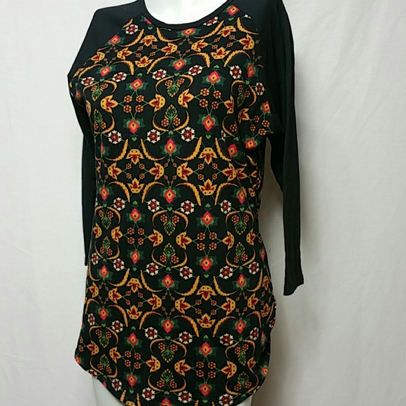 LuLaRoe SMALL 3/4 Sleeve T-shirt - Picture 2 of 4